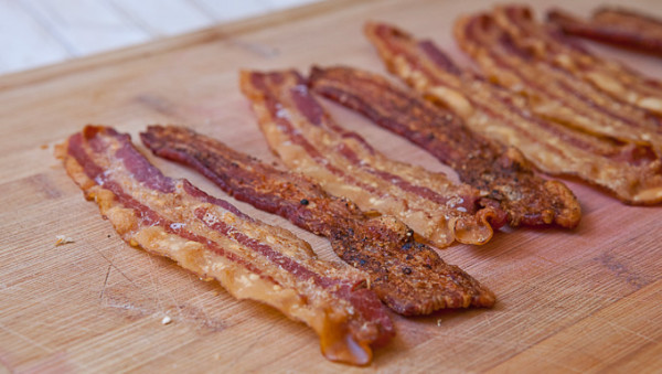 2014-07-16-chip-crusted-bacon-1-680x384