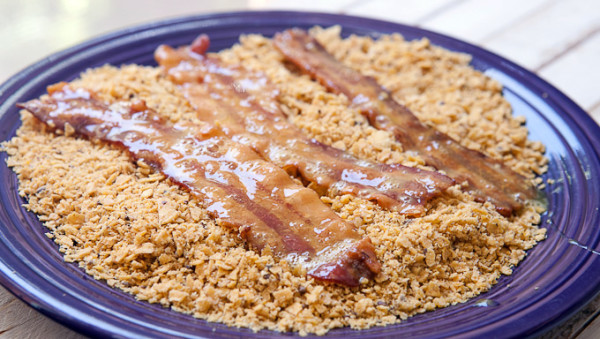 2014-07-16-chip-crusted-bacon-5-680x384