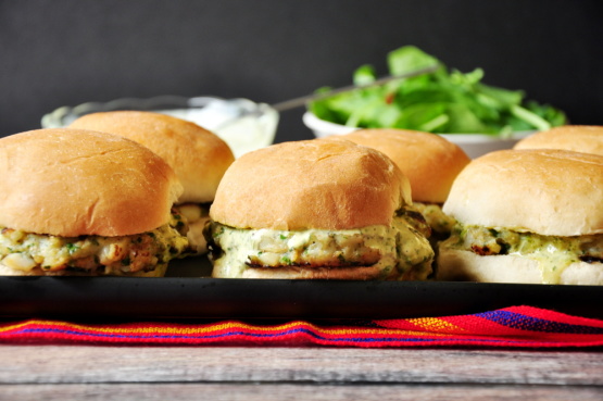 Scallop Burger Sliders With a Cilantro-Lime Mayo